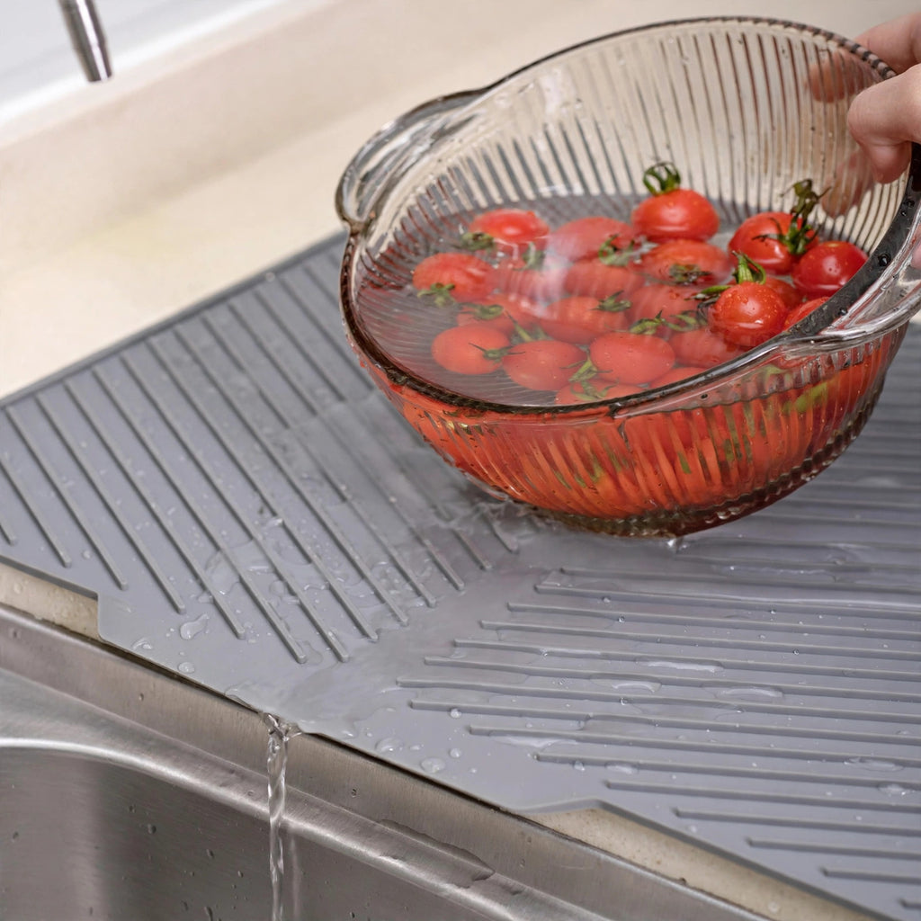 Silicone Dish Drying Mat – eco-friendly kitchen tool from Peakora (3 of 7)